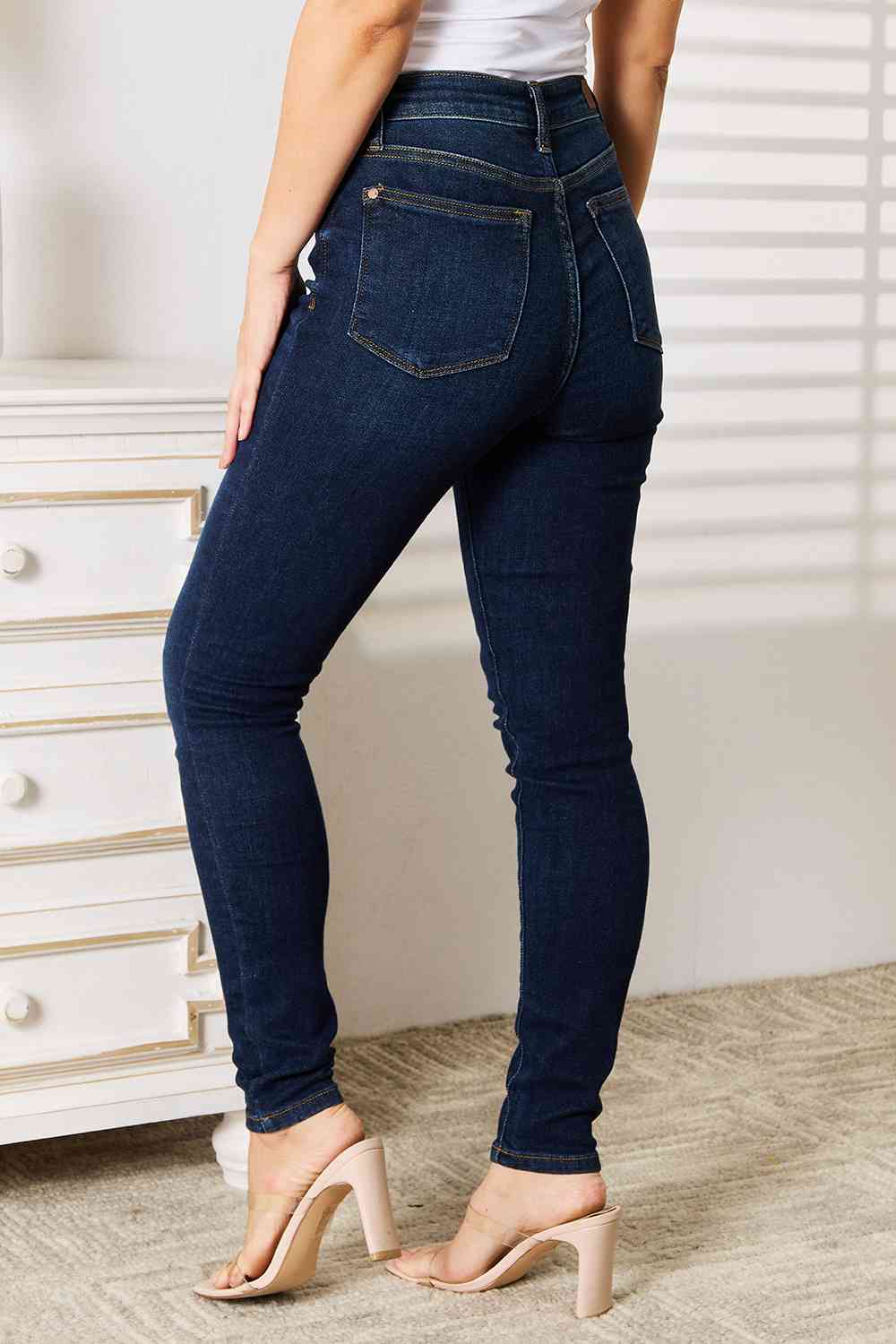 Judy Blue Full Size Skinny Jeans with Pockets - U Moody
